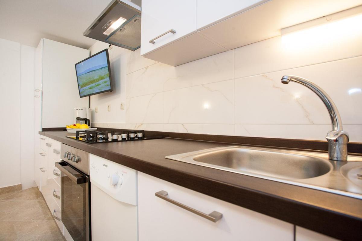 קרק Apartments Melita מראה חיצוני תמונה