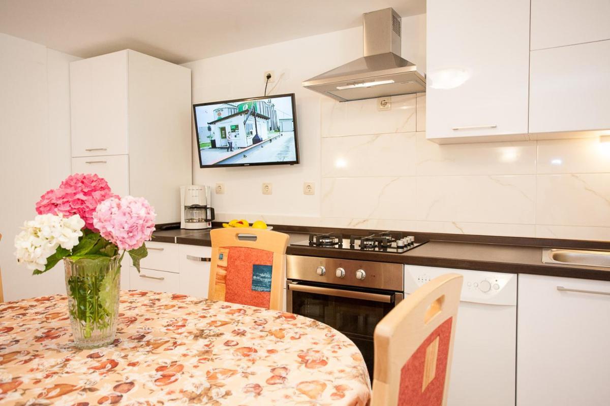 קרק Apartments Melita מראה חיצוני תמונה